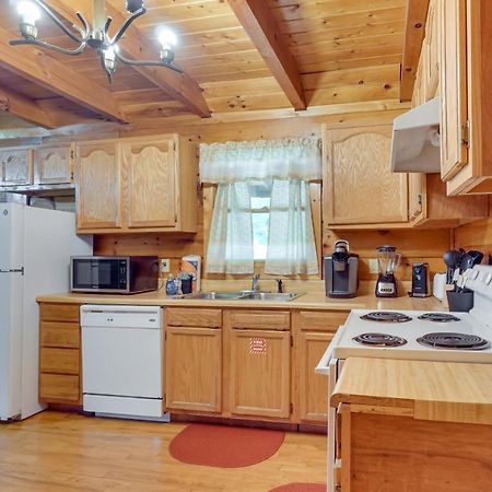 Cabin With Hot Tub About 6 Mi To Downtown Gatlinburg! Exterior foto